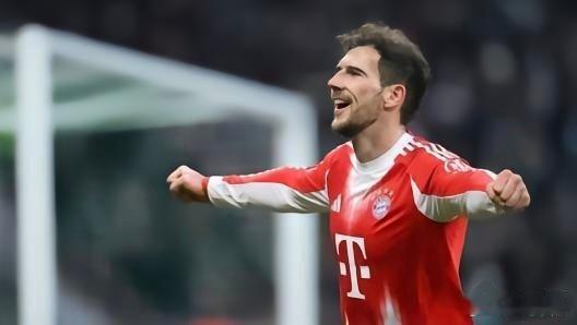 【隆戈】米兰向格雷茨卡🇩🇪提供了一份三年合同（相对于球员方面要求的两年），以