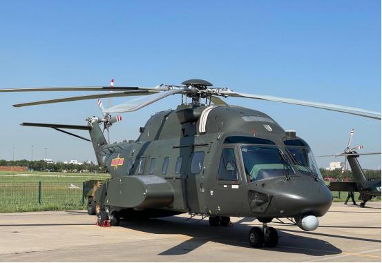 直博会震撼开幕啦！而这里最引人注目的“巨无霸”，非直-8L莫属。这“大家伙”一看