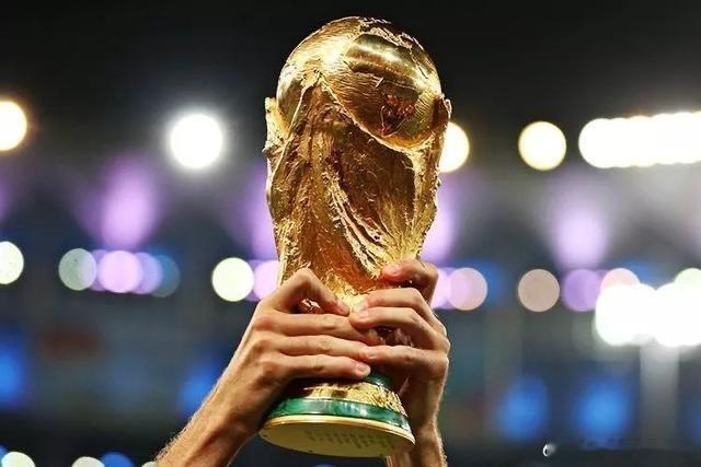 今年的世界杯为啥这么贵🔥今年的世界杯为啥这么贵 16年涨了20倍！FIFA的天