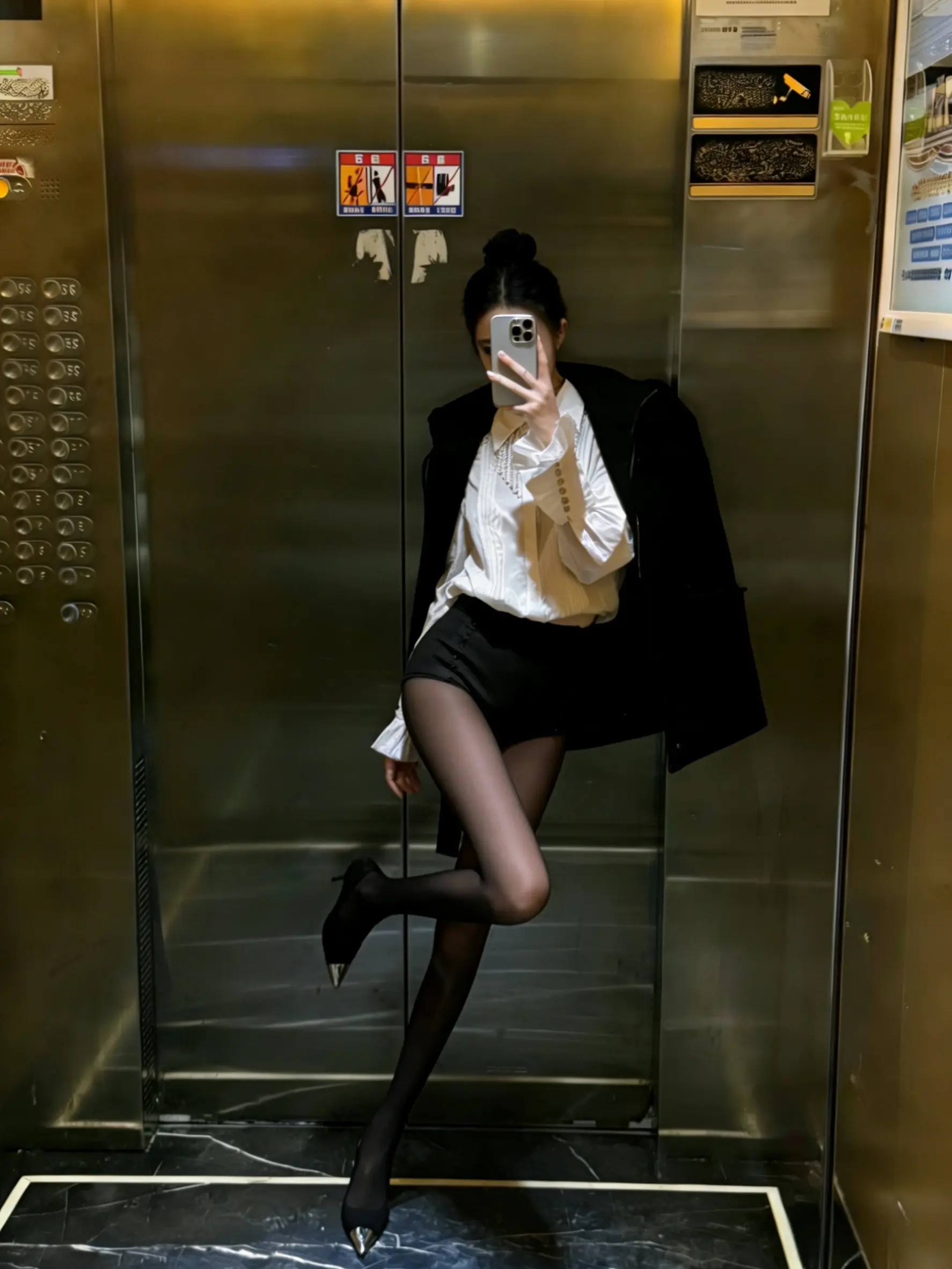 混过社会卖过萌 骑过鳄鱼屠过龙