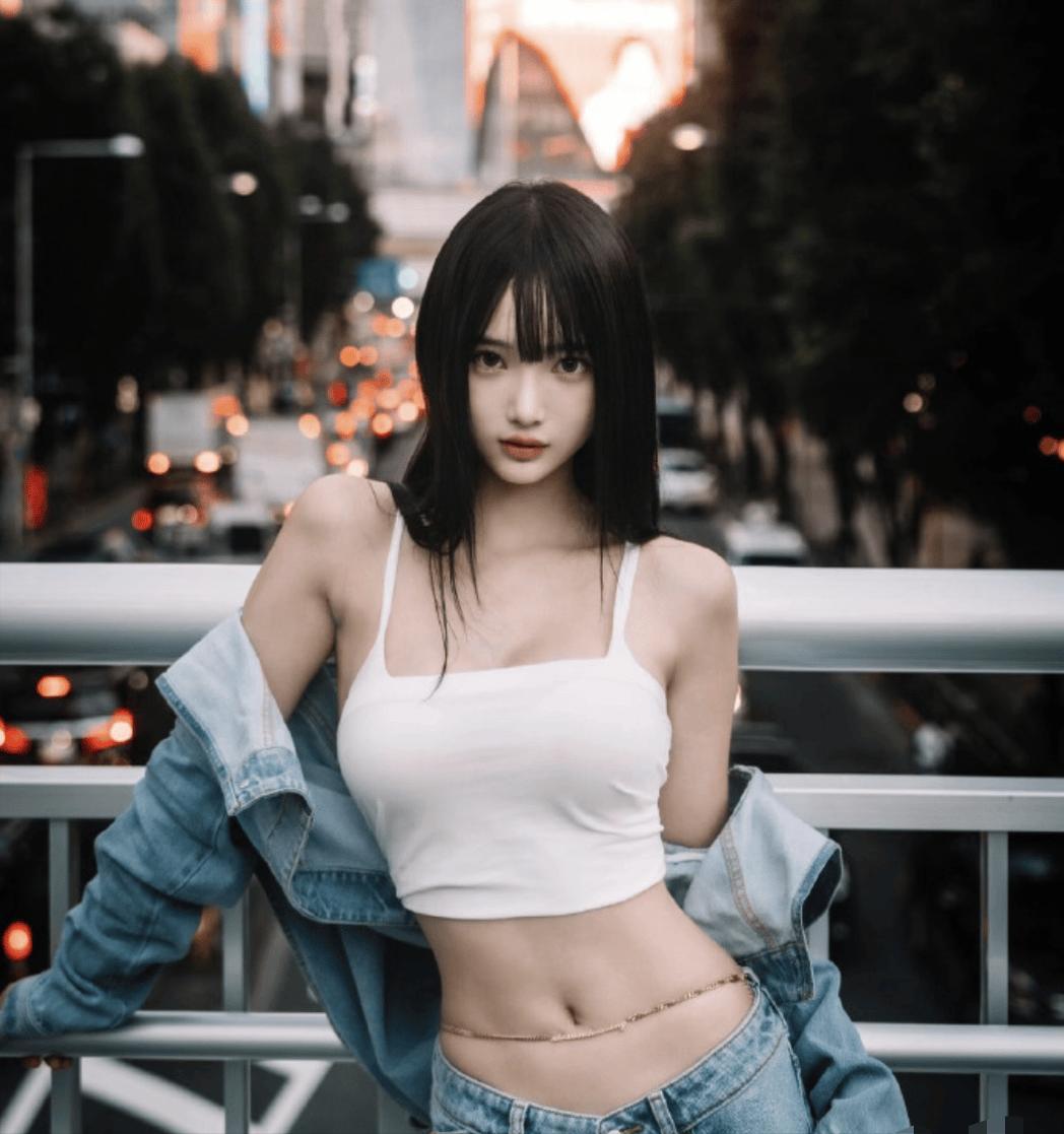 林俊杰追了SHE组合的田馥甄足足十多年，可惜没有追到，如今林俊杰公开恋情了，对方