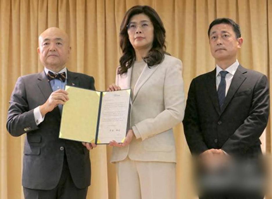 郑丽文“731”向日本捐款100万元，恰好与惨绝人寰的日本“731部队”番号相同