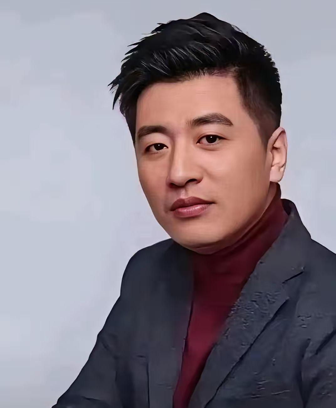 张雪峰不被允许说话之后，想进医院学历只是最最低的门槛，最关键的是你要走关系。
