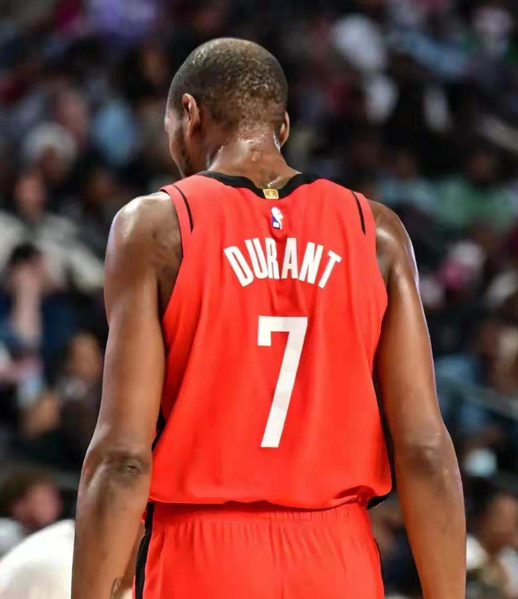 火箭vs太阳焦点战：6连胜火箭冲7连胜，太阳主场能否破魔咒？
 
这场4月8日1