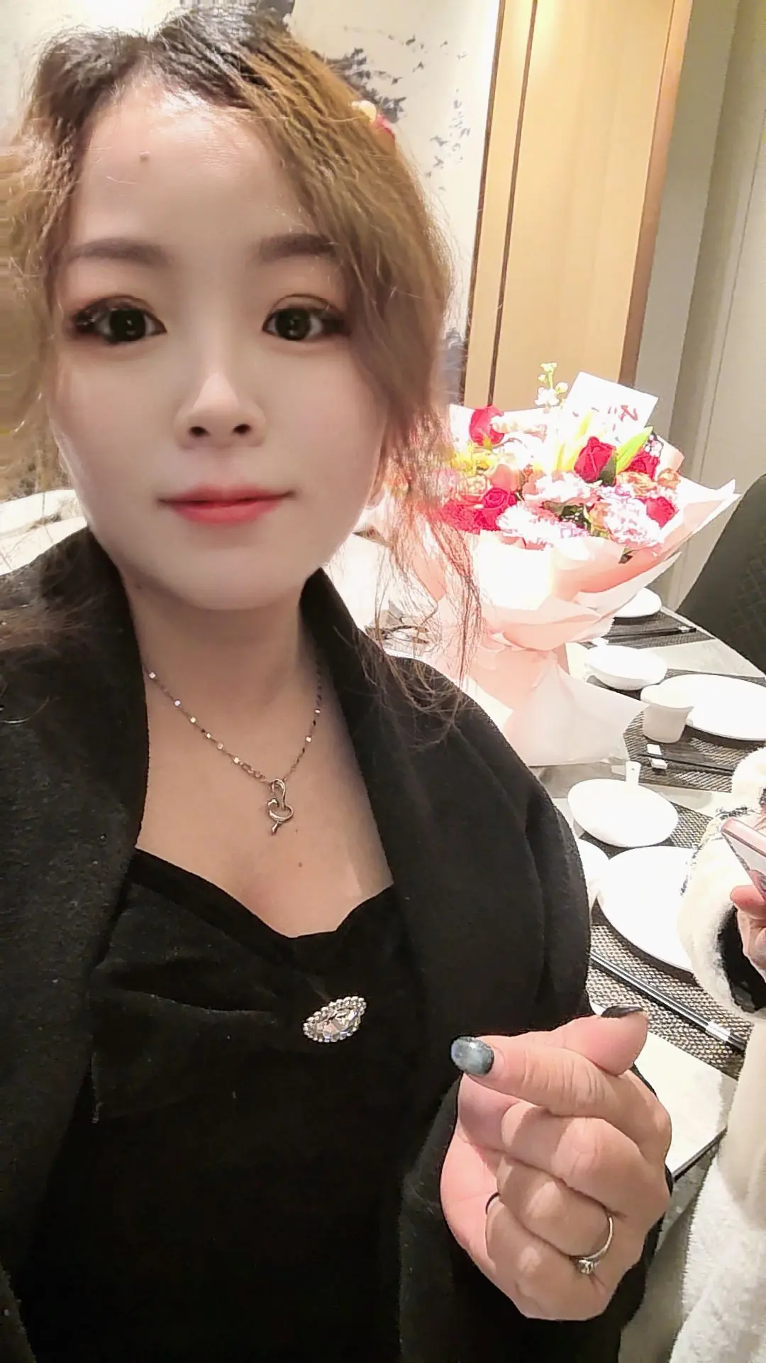 我的心里有你，而你的心里却没有我，这样的心痛谁能懂