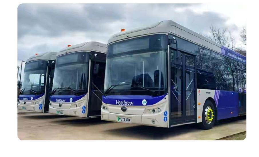 最近听说欧洲拆开中国大巴后大跌眼镜，这让我想起中国大巴在欧洲的其他遭遇。之前有中