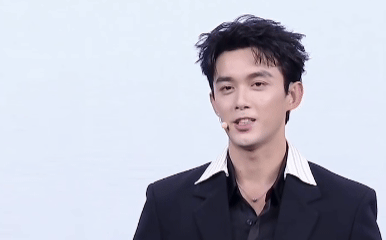 吴磊ted式演讲吴磊演讲风格吴磊的演讲真的自带TED分享质感，全程不疾不徐娓娓道
