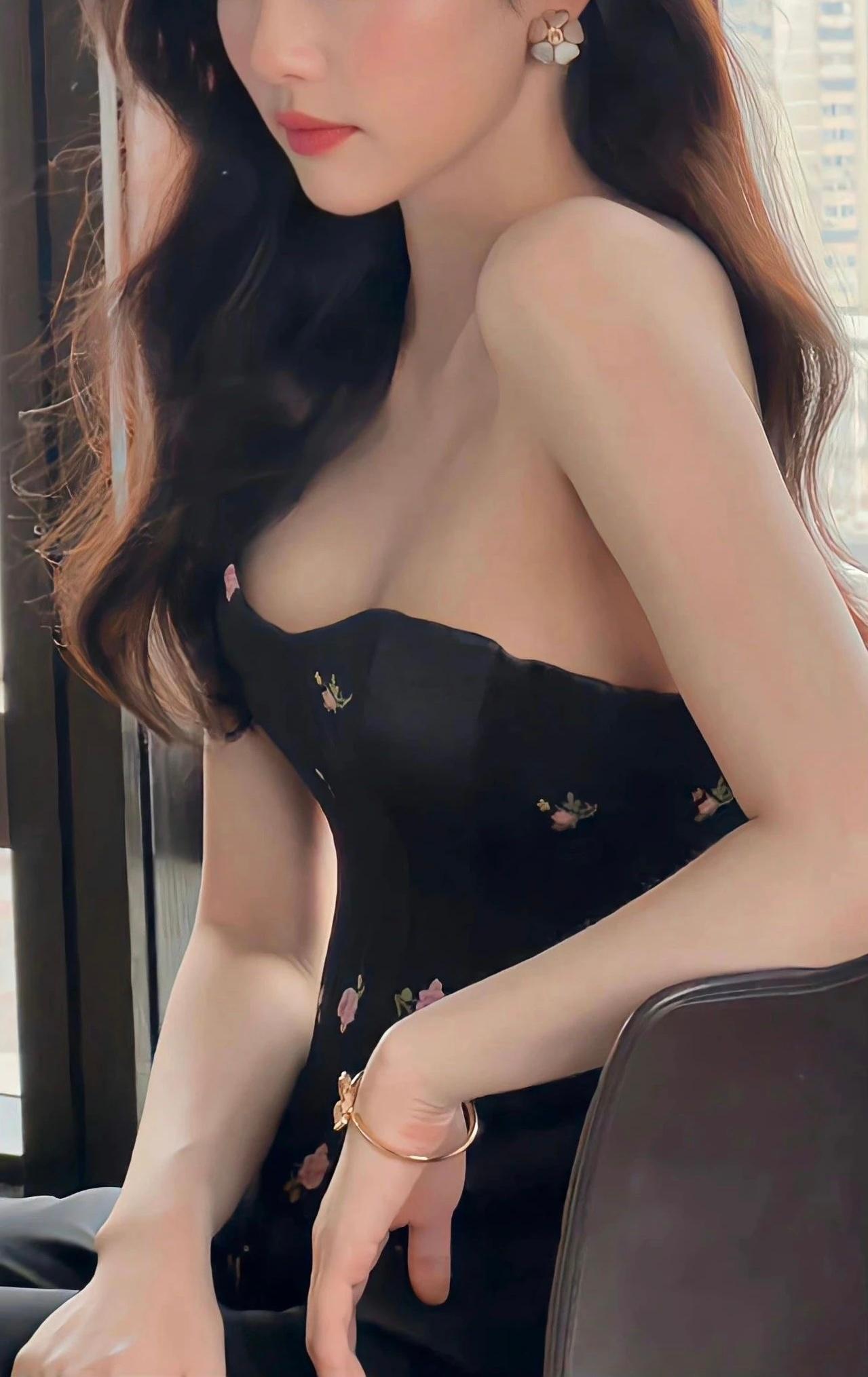 现货黄金失守4400美元/盎司 现货黄金失守4400美元/盎司，日内跌2.93%