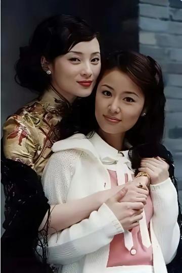 当年看《半生缘》，我觉得演姐姐的蒋勤勤比演妹妹的林心如更好看