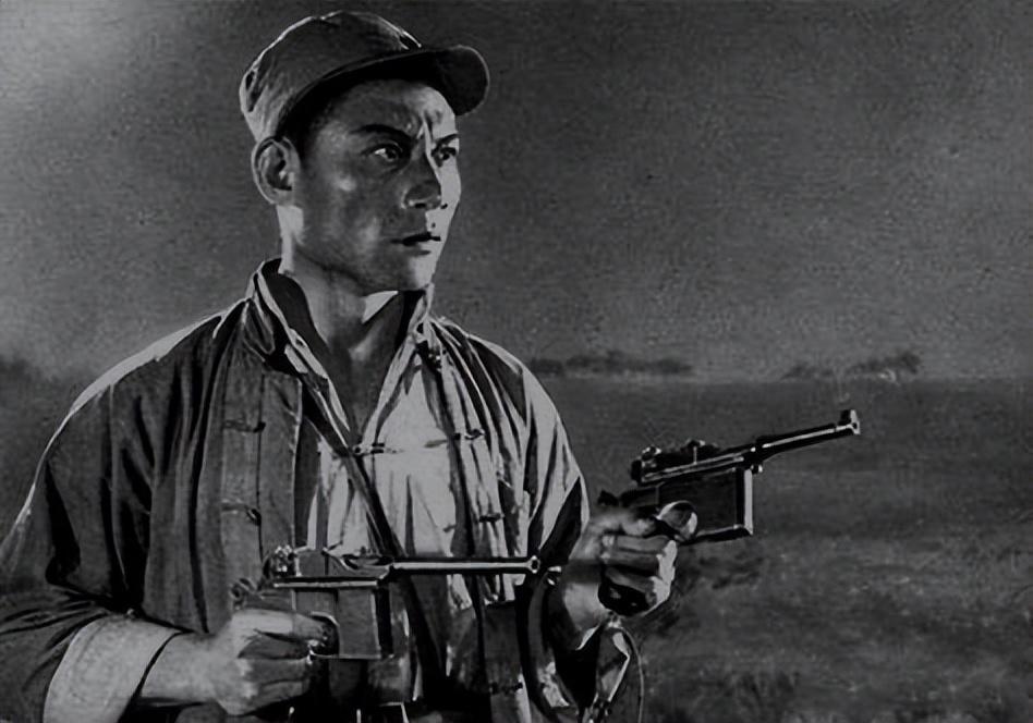 抗战时，中国军队抢着用驳壳枪，日军缴获后为何死活不用？

原因很简单：日军的作战