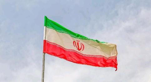 伊朗一番话怼的美国是哑口无言！在伊朗拒绝美国的条件之后，伊朗外长再次出来表态了！