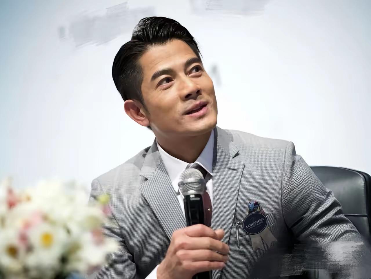 郭富城给所有男人提了一个醒，
​你可以生1个，也可以生2个，
​甚至可以生3个，