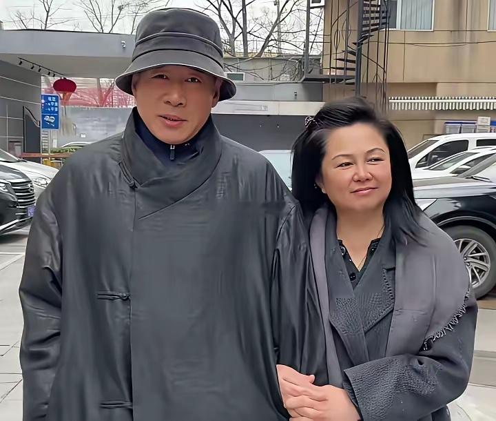 丁海峰这个老婆不咋地，要我，早离了！ 