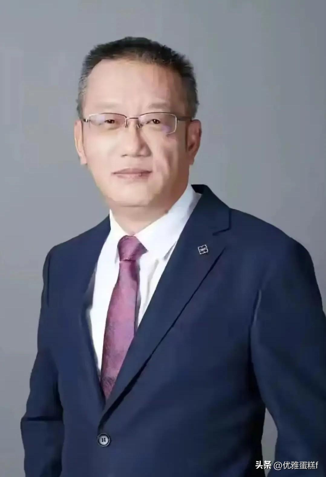 真没想到，身家几十亿的企业家，也没能跨过这道坎。

刚看到消息，成都那位传奇老板