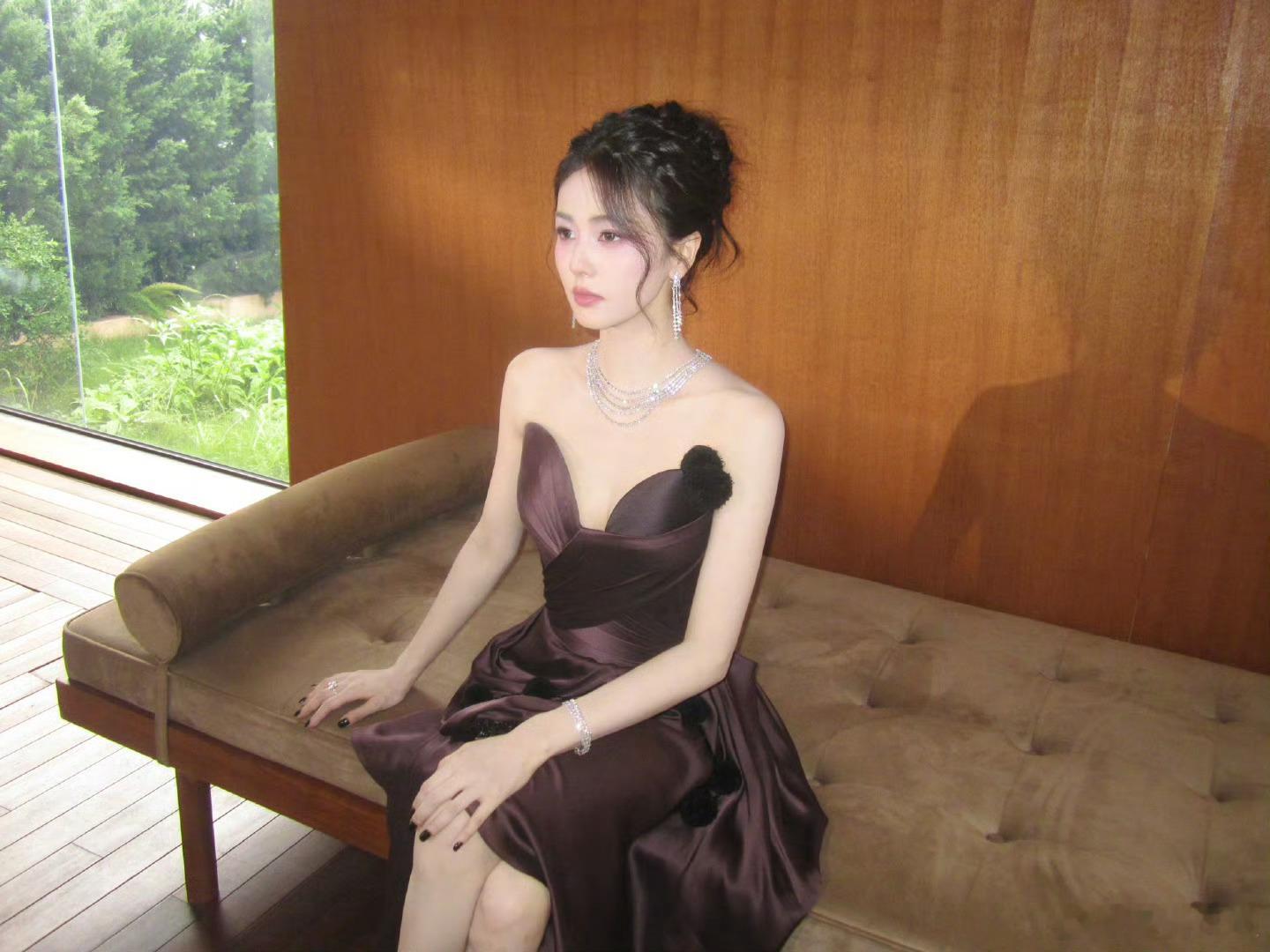 白鹿我是叶璃可以 ​​​