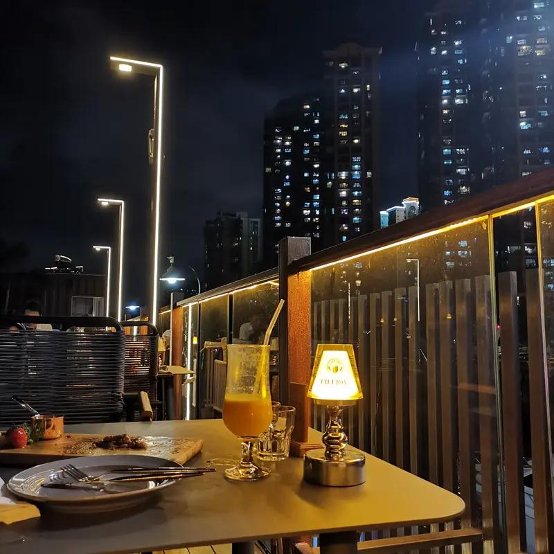 真正属于自己的到底是什么？其实不是房子车子，也不是名利财富。这些生不带来死不带去