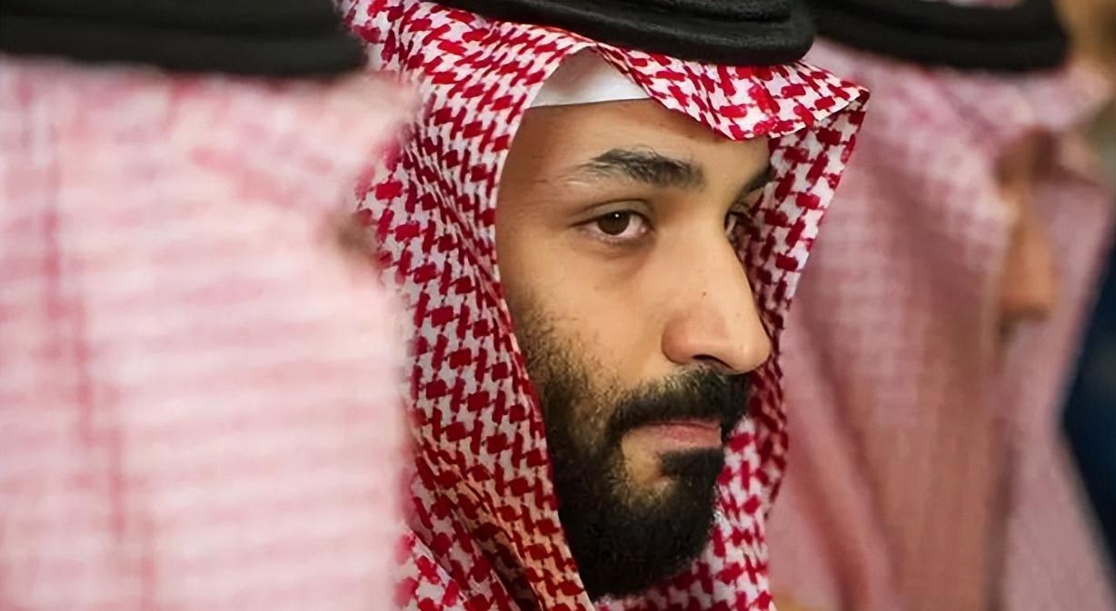 万万没想到，中东的“半壁江山”，一夜之间全部倒向了美国的新场子！就在最近，沙特、