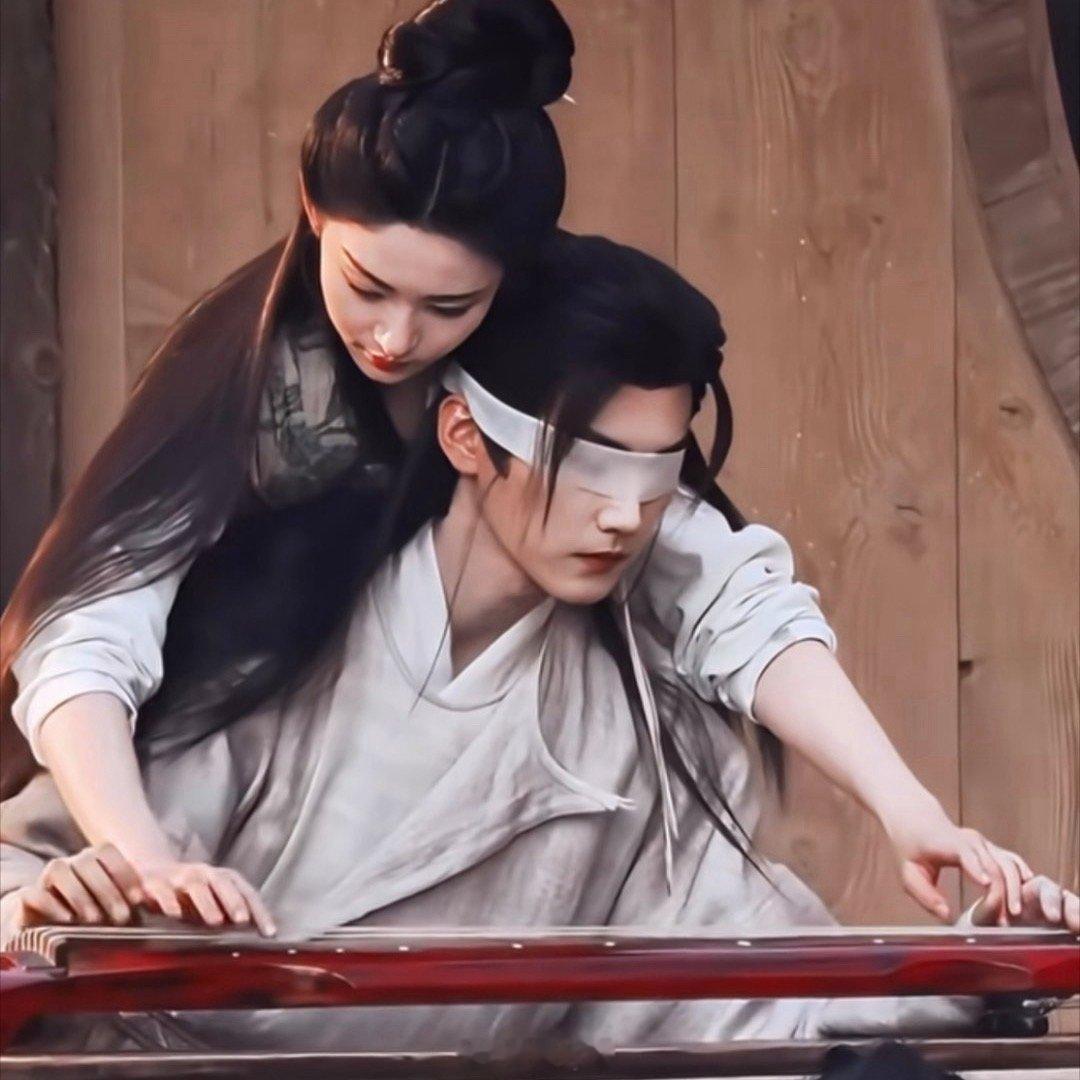 赵晴金吾不禁强吻周柯宇哈哈哈哈就是说于正新剧《金吾不禁》怎么又甜又虐的啊！今日份