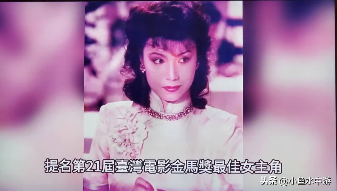 姚炜，本名金瑛瑛，是中国香港女歌手、演员。
 
姚炜最受关注的代表作是《金大班的