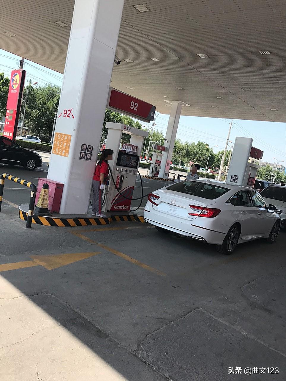 油价又要大涨，买新能源电车的又该偷着乐了！
油价又要大涨了，这次纽约WTI原油单