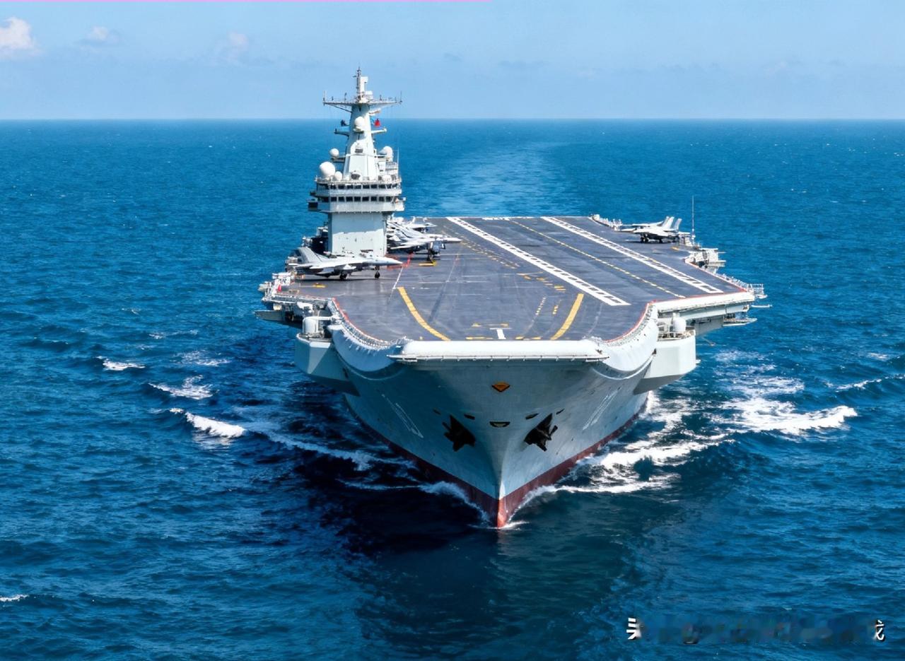 日本想要击沉福建舰？
不自量力！
日本自卫队人员这种言论，完全是盲目自大。从航母