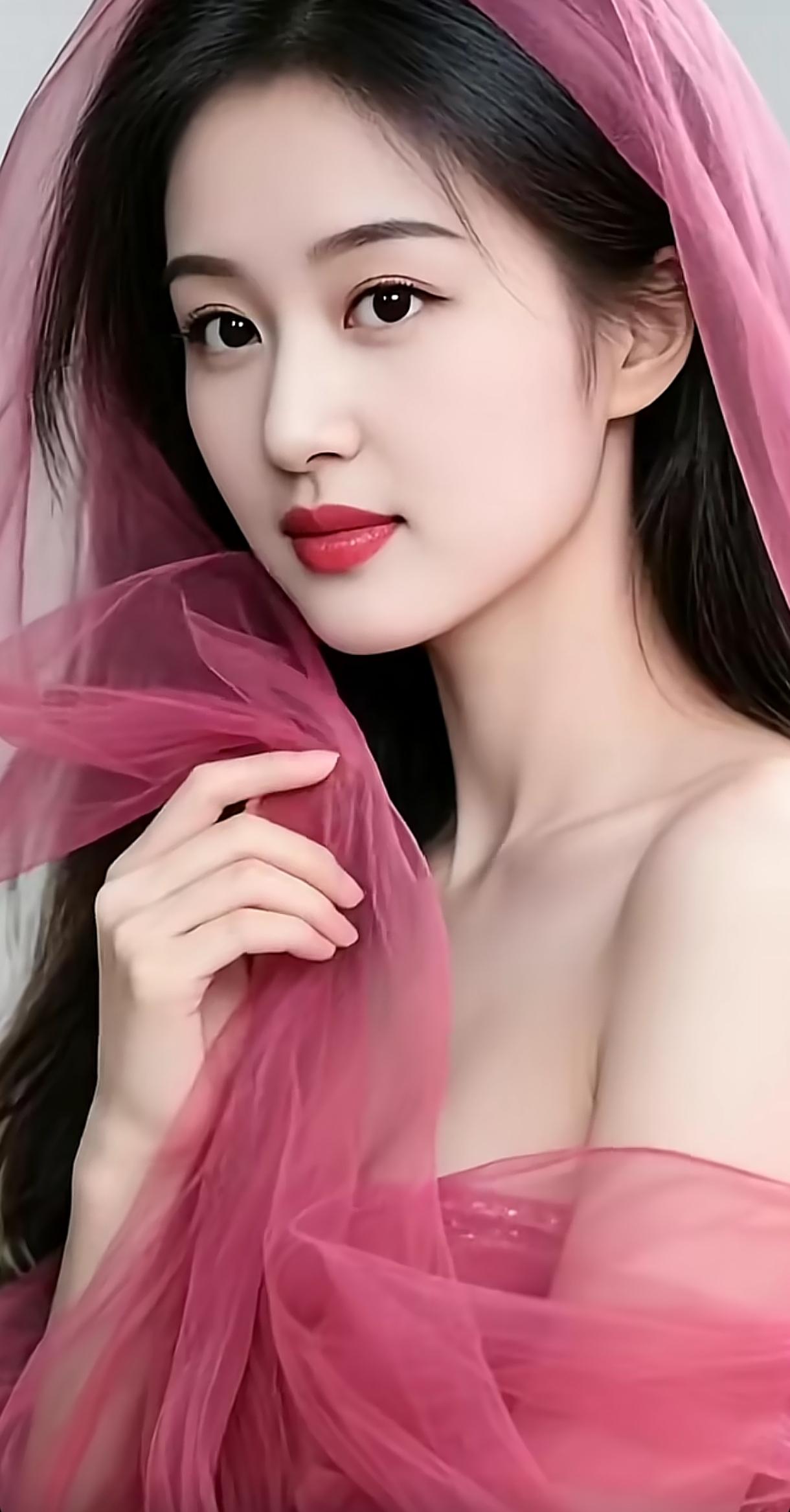 梦幻粉纱，柔美少女，红唇轻启，惊艳瞬间手机每天随手拍 轻纱少女照 粉紫色系美女