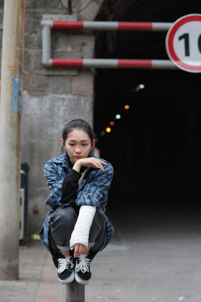 段奥娟发长文回应提名金鸡奖段奥娟回应金鸡奖提名影后  跨界成功的范本！长文里的激