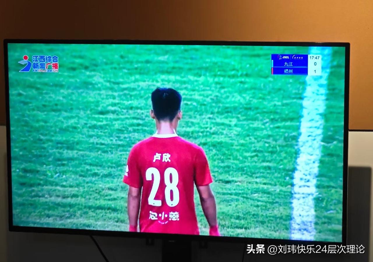 太帅了！！！[给力][给力][给力]
今天晚上我在会昌县城戏剧小镇的西门码头夜宵