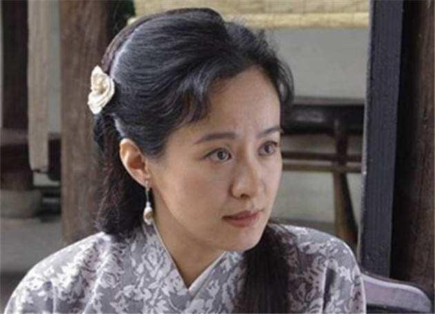 今日话题：为什么马皇后能让世人尊敬？？？

网友甲：她在朱元璋还是小卒时就嫁给他