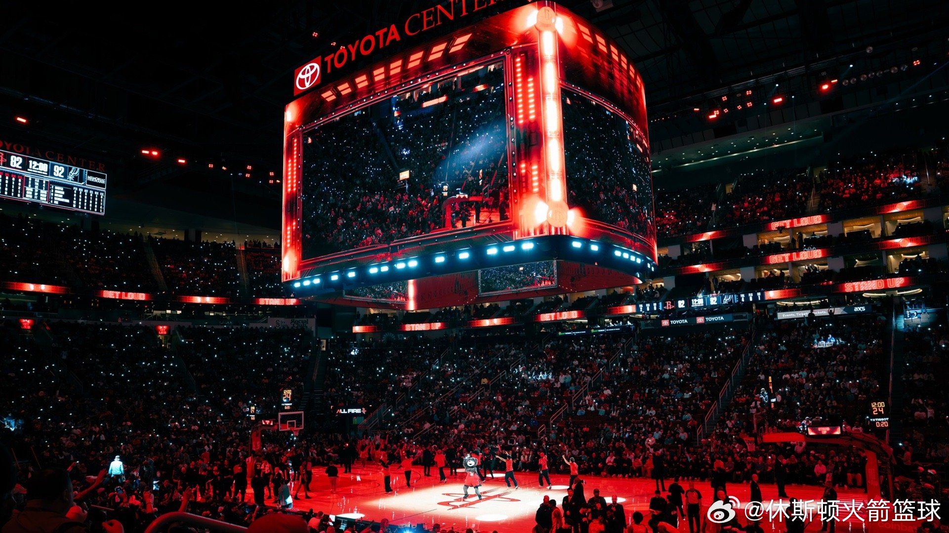 火箭队战绩提升至 37 胜 23 负，与上赛季前 60 场比赛的战绩持平。一支伤