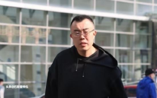10月16日，辽宁男篮官方发布消息，球队将于下午2点从沈阳出发前往丹东，参加17