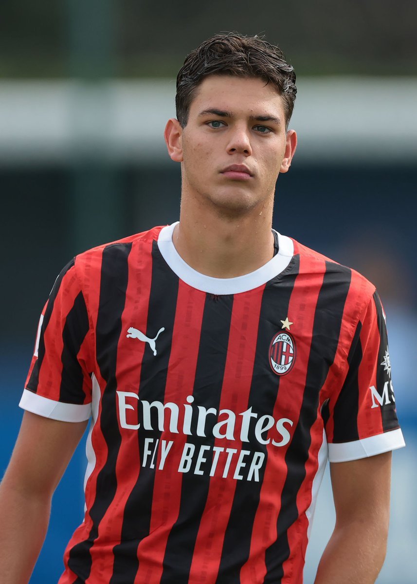 【迪马济奥】 🔴⚫️ Milan Futuro中后卫杜图🇷🇴将永久转会至罗