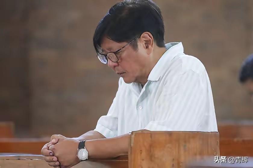 菲律宾闯黄岩岛同一天，请求中国给化肥！中国当场表态
3月18号，菲律宾军方再次派