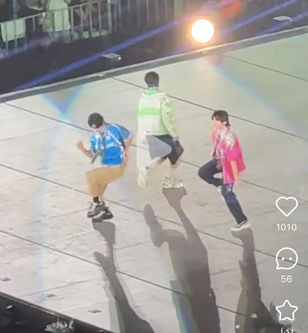 t/fboys在smt合体了 源来凯始玺欢你SMTOWN追加公演 ​​​