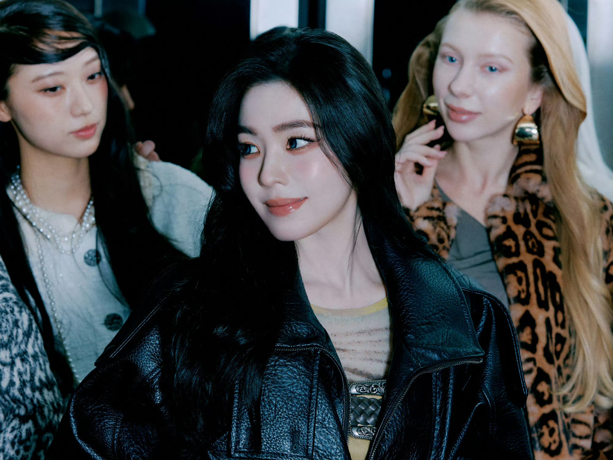 Red Velvet 成员 IRENE / 裴珠泫 正规一辑『Biggest F