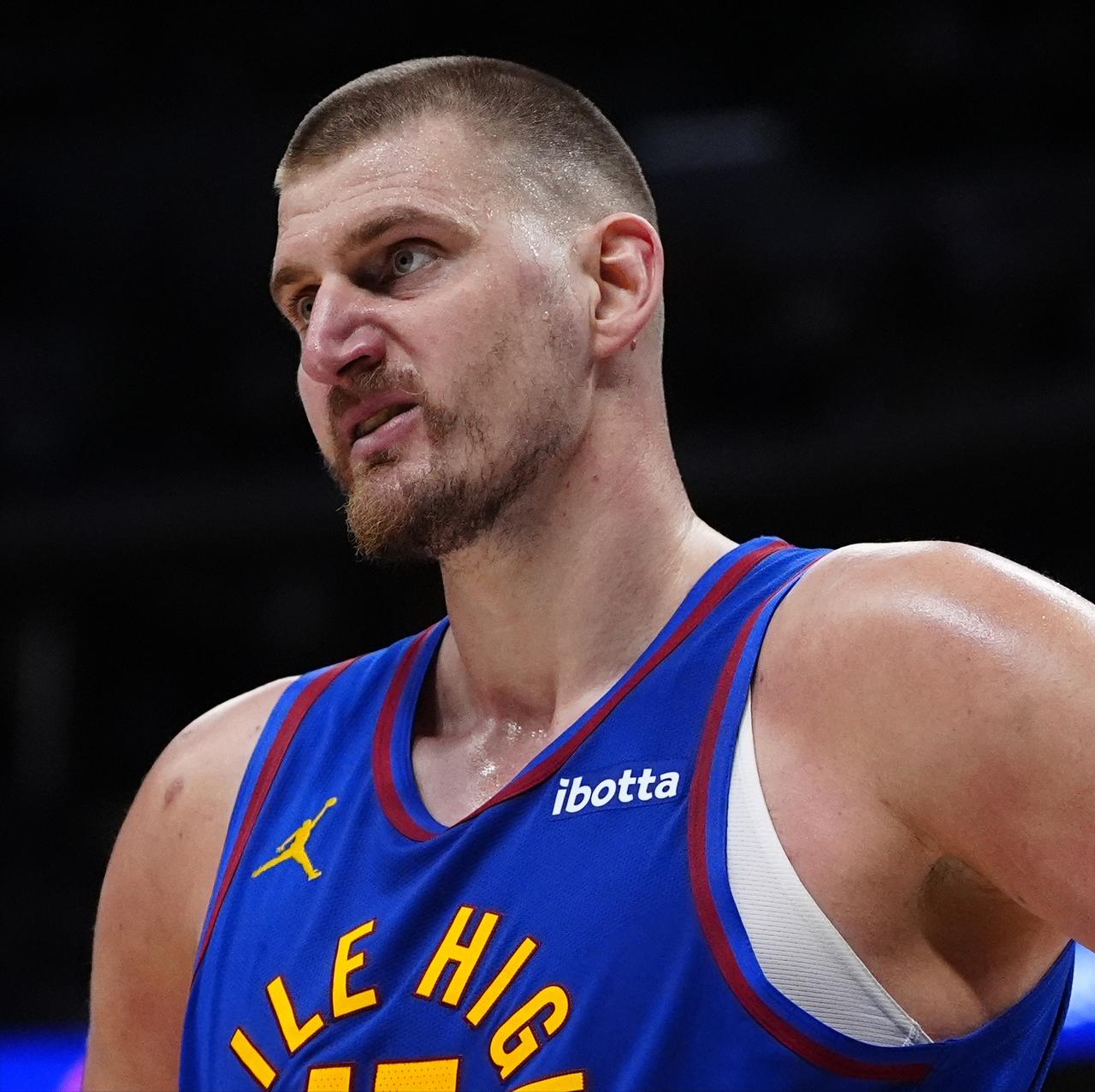 NBA历史20+15+15场次排名：
1、约基奇——17次
2、大O——16次