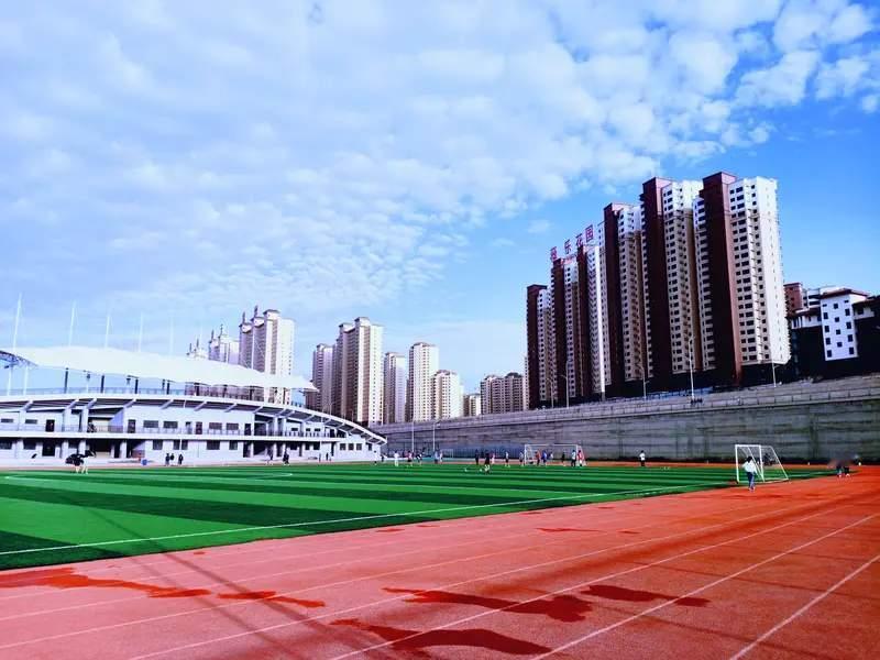 早上,浑身酸楚的我还要赶时间会, 便否认了丈夫的生理需求。本认为会稍小摩擦作用,