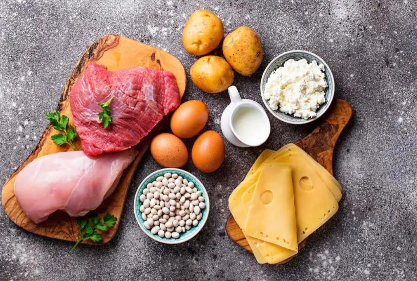 年龄越大越要少吃菜？医生建议：年过70岁，尽量避免6种减寿行为

不少老人年纪越