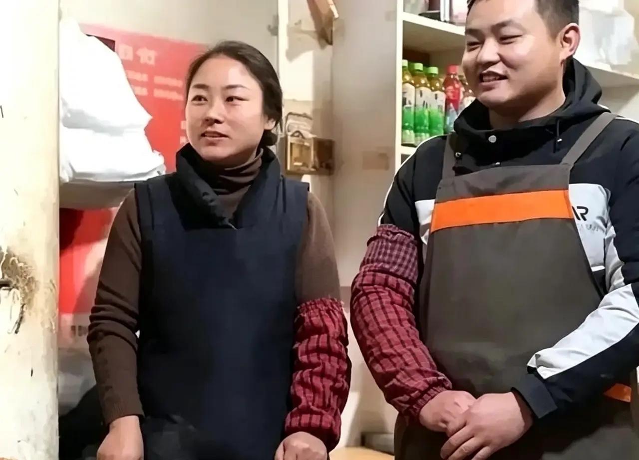 地球最强扶弟魔！2020年，安徽滁州潘晓梅，卖烧饼十几年，攒下近百万积蓄，却不顾