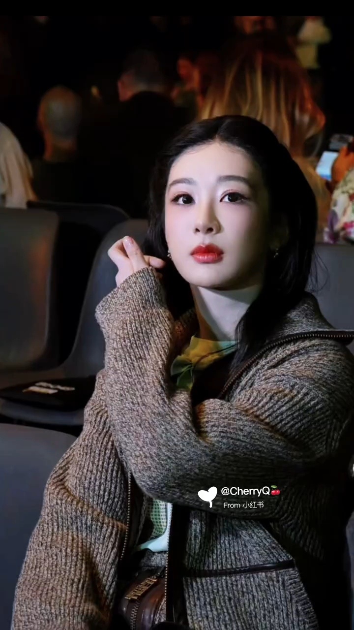 视后好美!!!美女就这样容易出图!王亚飞属于是巧妇遇到了五常大米了杨紫G社生图杨