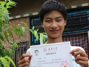 美国关税打压之时，中国又出现了位厉害人物！他就是当年被清华校长亲自上门拜访，如今
