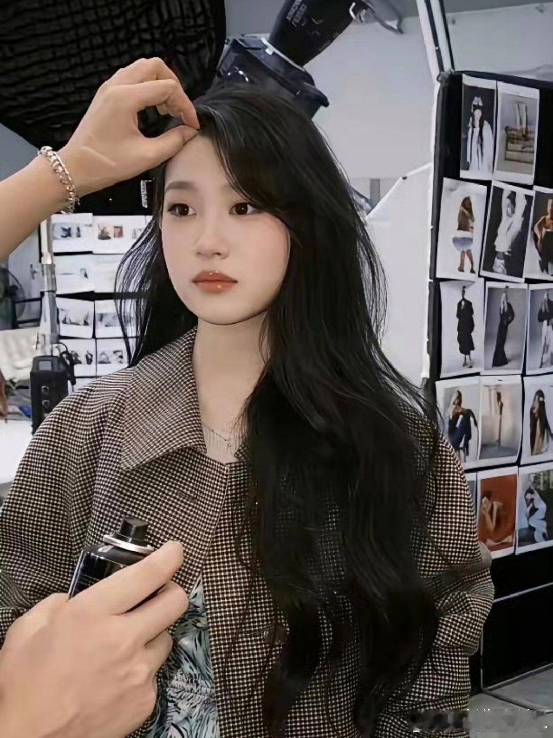 沈佳润这妆造每次2万，大家觉得值不值 