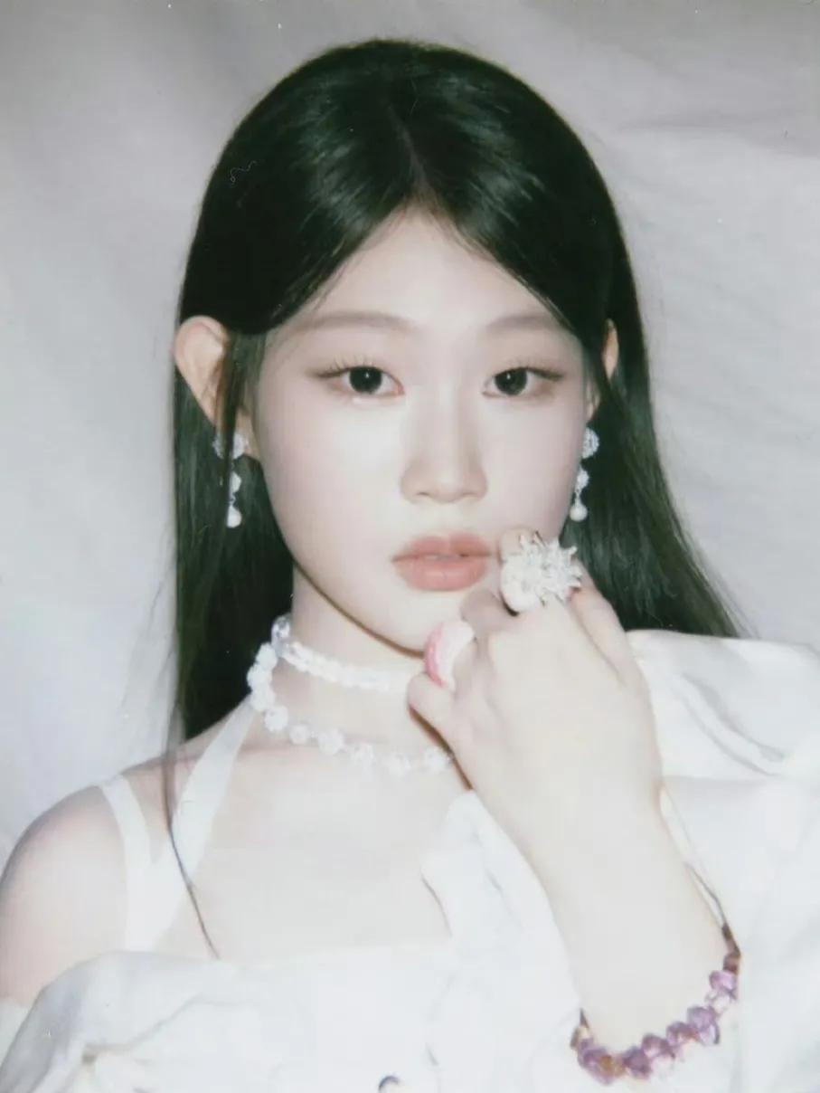 被沈佳润“丑丑Monday”戳中，打工人实惨！谁懂啊！最近被沈佳润的“美美Sun