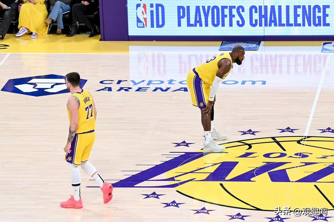 湖人不知不觉9连胜，完全是冲着季后赛去的！
 
这波连胜不是靠运气，是真的有质变