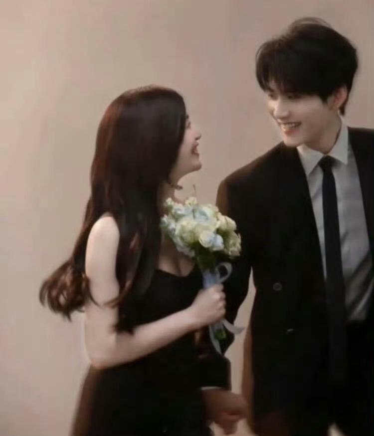 陈妍希周柯宇 二搭陈妍希周柯宇 这很难不支持！！追完《狙击蝴蝶》剧荒了梦一个陈妍