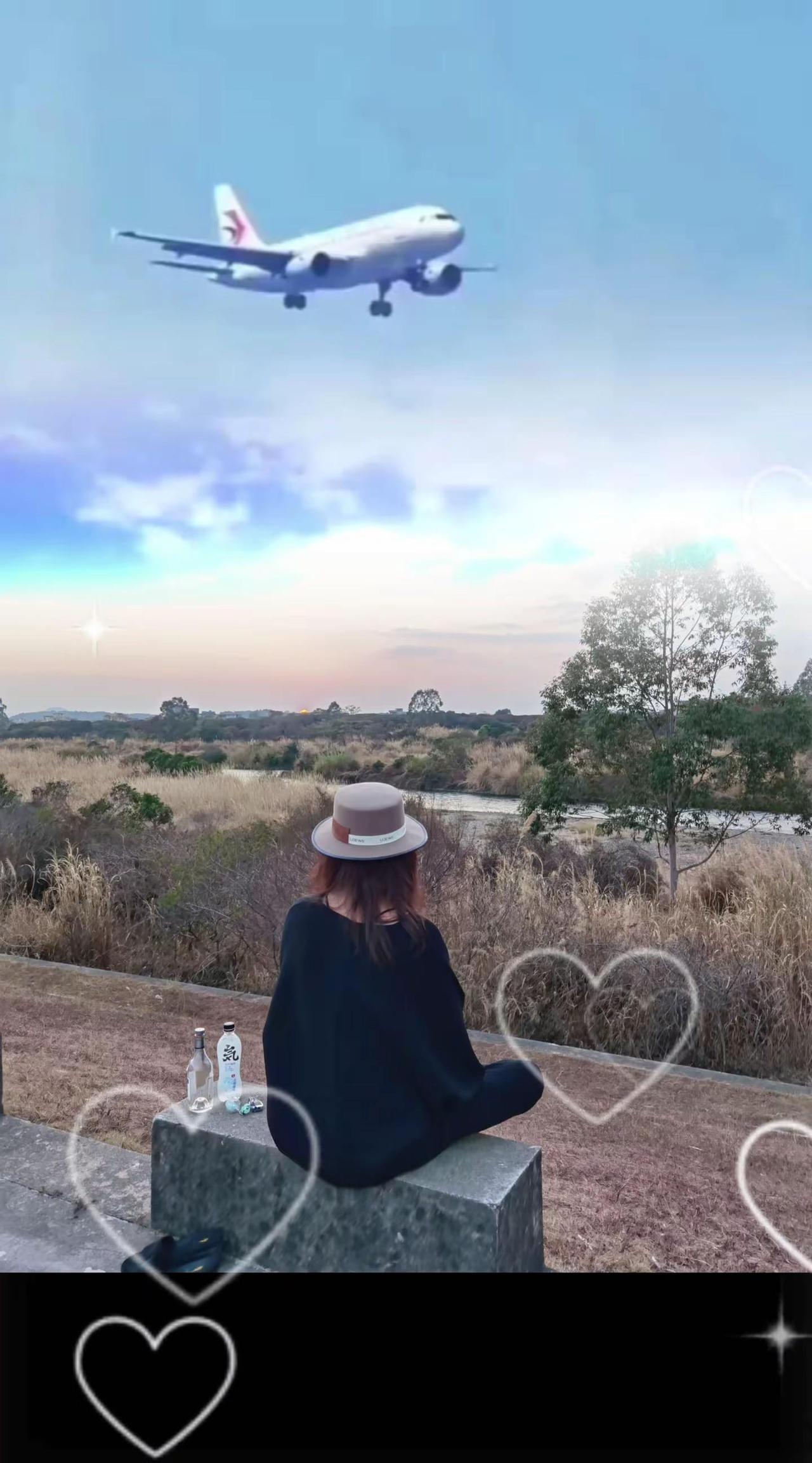 夕阳下的露营地