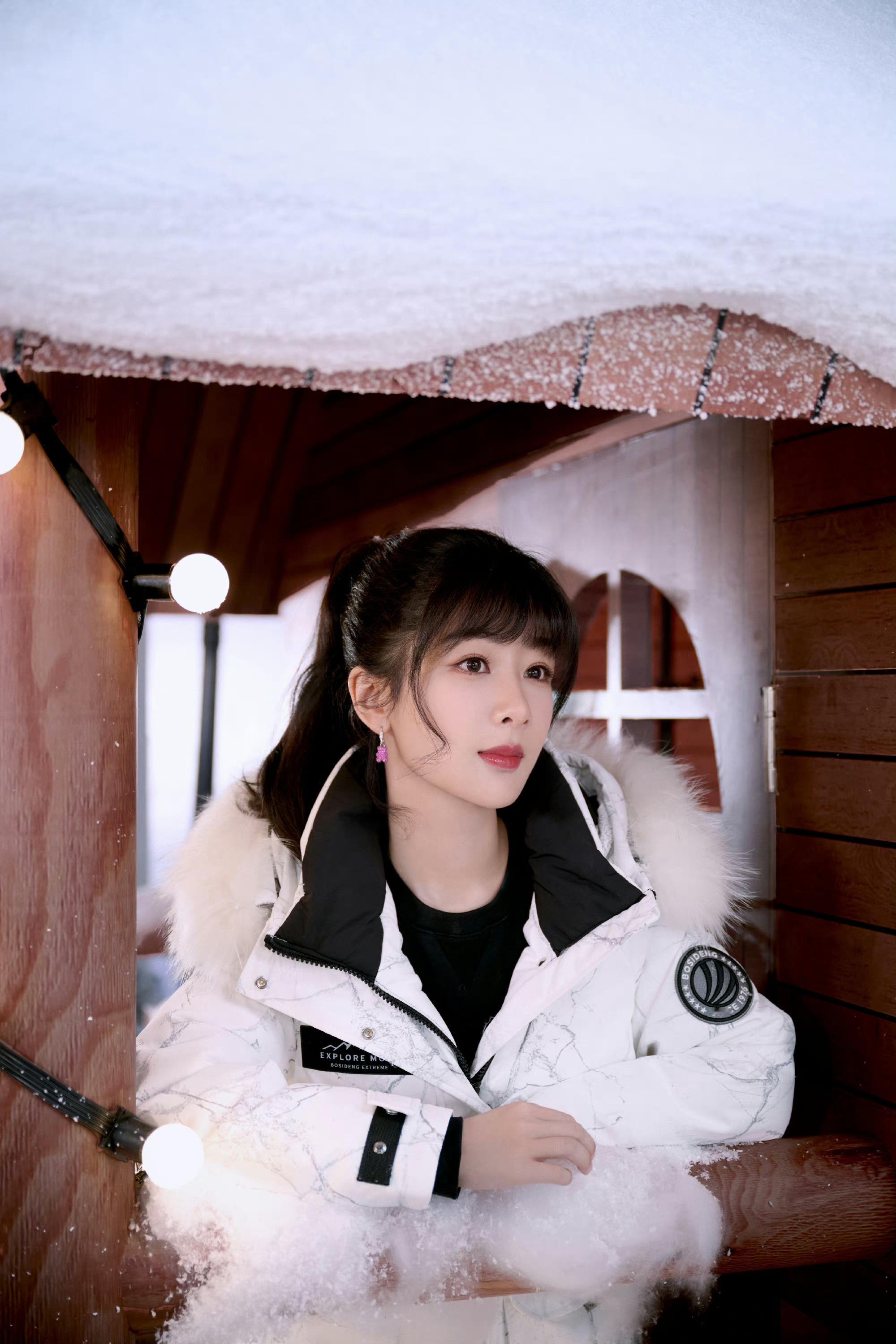  yz#杨紫黄瀛子# 凌晨两点钟，我看到海棠花未眠。总觉得这时，你应该在我身边～
