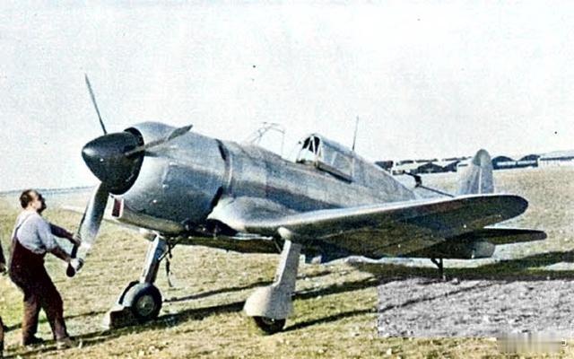 航空创作计划航空历史上的今天每天认识一件兵器 1939年8月，法国卢塞尔 R-3