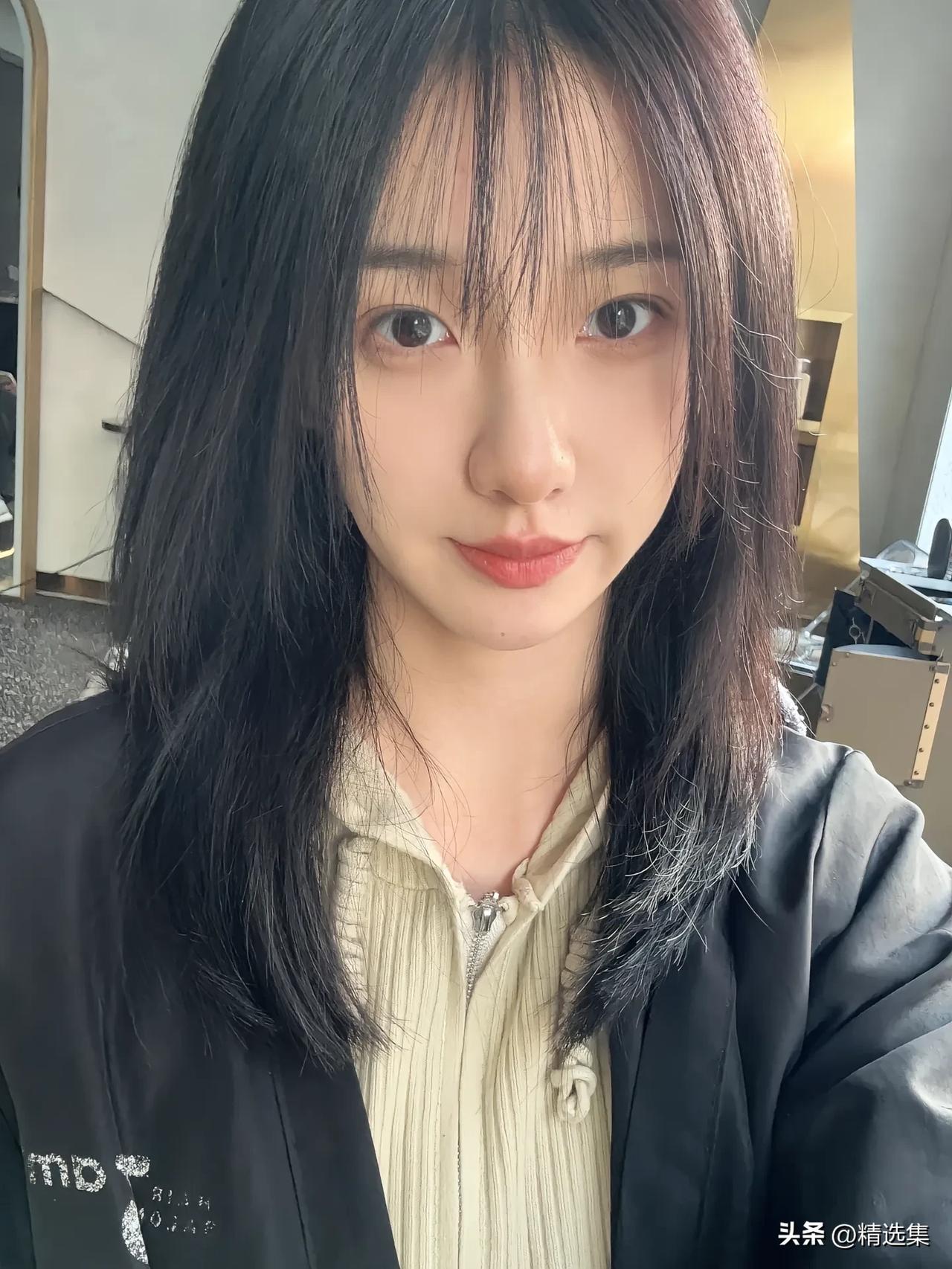 元气少女日常穿搭，简约又时尚！