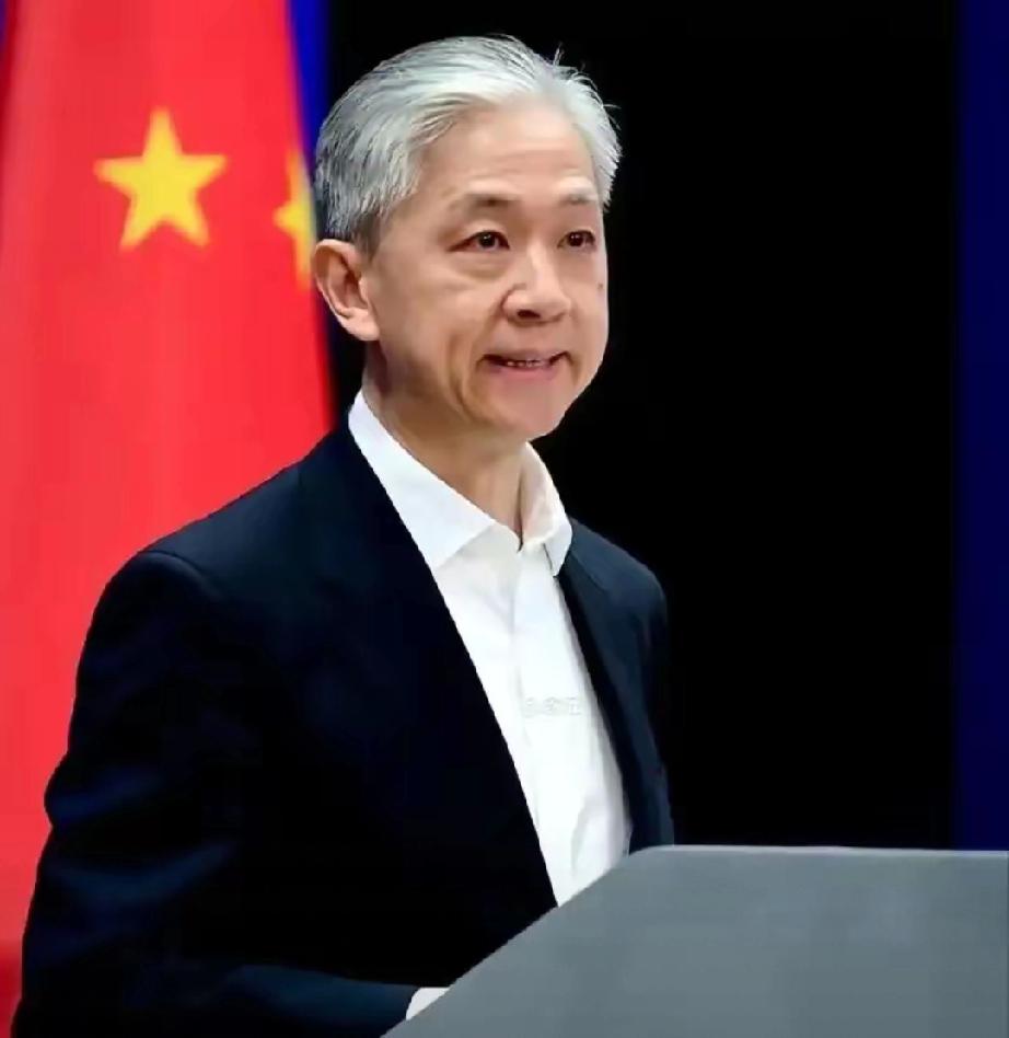 中方再次发出警告，呼吁在日本的中国人尽快回国。原来现在的日本出现了撞人族，看似是